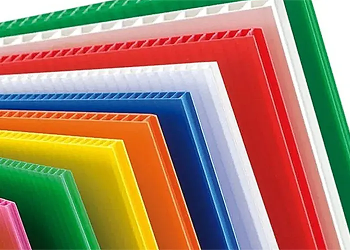 Premierplast | Corrugates Sheets VS Ordinary Plastic Board: Structure, Advantages and Wide Application Fields
